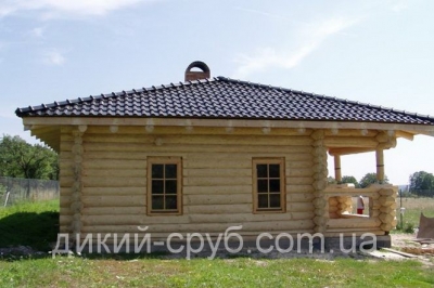 дом из дикого сруба